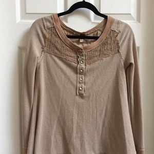 Free People Long sleeve Shirt Sz Small Tan/Brown